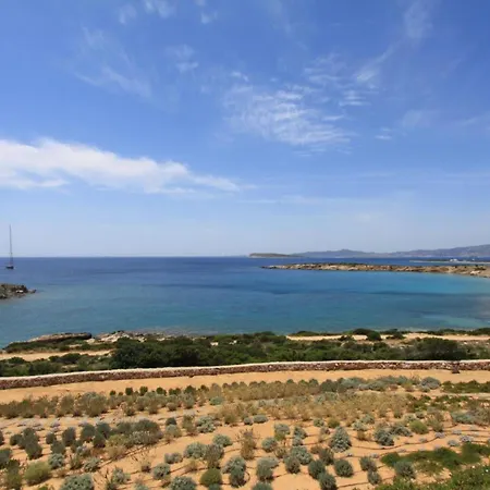 Haroula Hotell 4*
